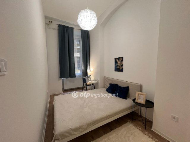 Eladó téglalakás, Budapesten, V. kerületben 95 M Ft, 3 szobás