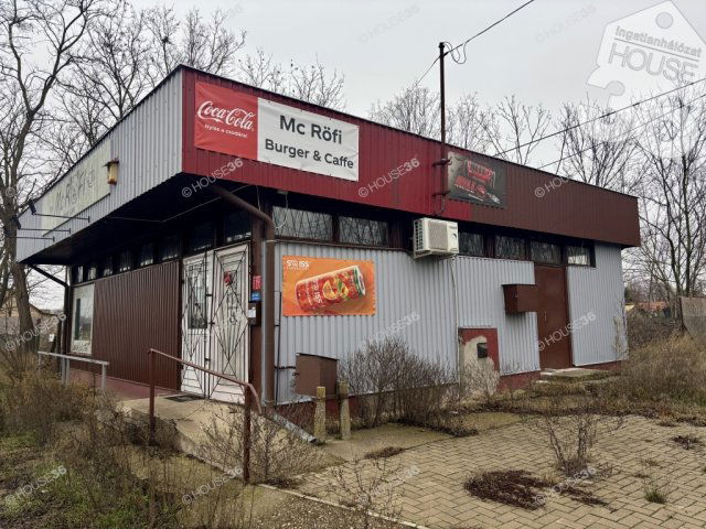 Eladó üzlethelyiség, Szentkirályon 13.5 M Ft, 3 szobás