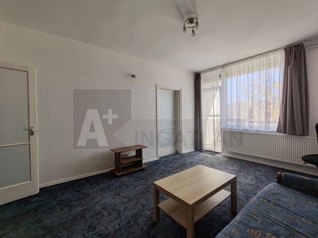 Eladó téglalakás, Szegeden 49.5 M Ft, 2 szobás