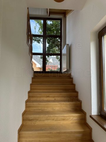 Eladó családi ház, Siófokon 143 M Ft, 6 szobás