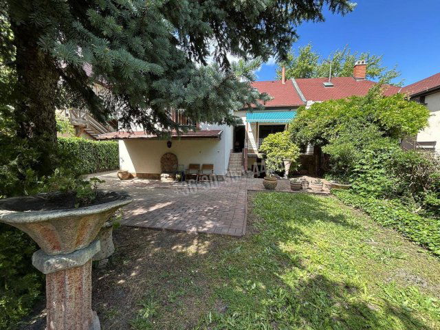 Eladó ikerház, Budapesten, XIV. kerületben 273 M Ft, 5 szobás