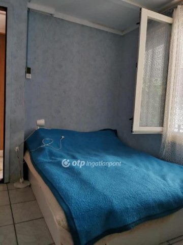 Eladó nyaraló, Dunaharasztin 57.9 M Ft, 1+1 szobás