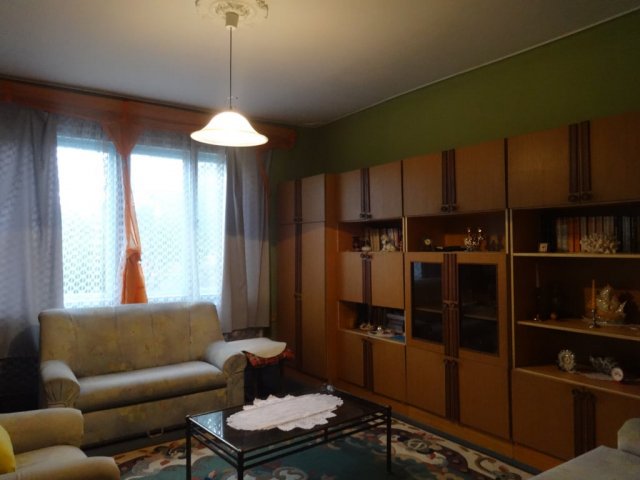 Eladó családi ház, Tiszakécskén 22.5 M Ft, 5 szobás