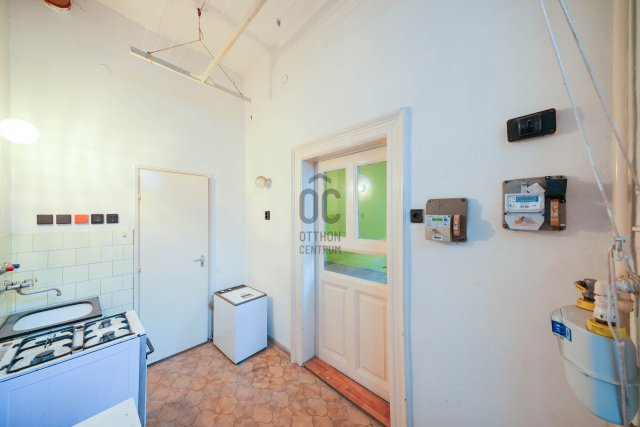 Eladó téglalakás, Budapesten, VII. kerületben 42.8 M Ft