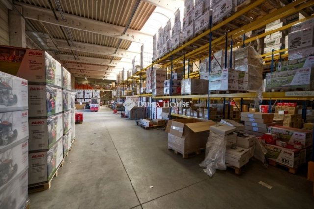 Eladó ipari ingatlan, Alsónémediben 853.6 M Ft