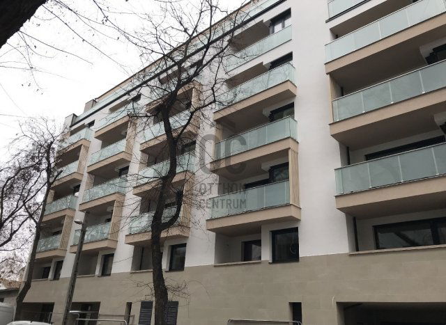 Eladó téglalakás, Budapesten, XIII. kerületben, Kartács utcában