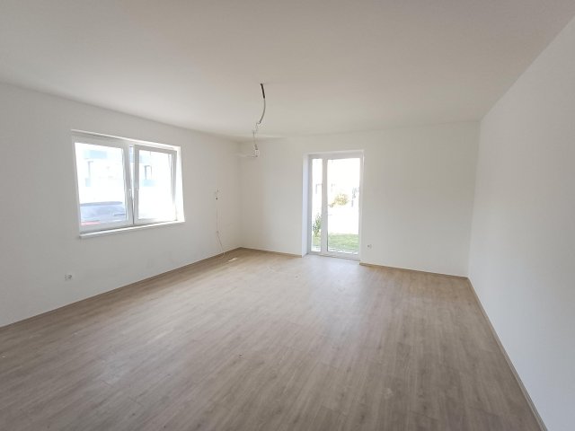 Eladó téglalakás, Szombathelyen 43.9 M Ft, 2 szobás