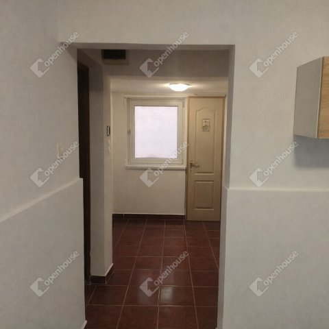 Eladó családi ház, Kaposváron 27.9 M Ft, 2 szobás