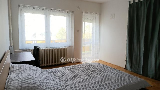 Eladó sorház, Keszthelyen 99 M Ft, 4 szobás