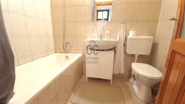 Eladó téglalakás, Budapesten, VII. kerületben 43.5 M Ft