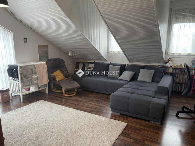 Eladó téglalakás, Pécsett, Páfrány utcában 37.9 M Ft