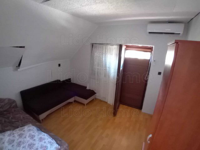 Eladó családi ház, Siófokon 69.5 M Ft, 6 szobás