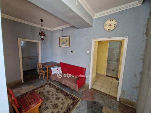 Eladó családi ház, Biriben 20 M Ft, 2 szobás