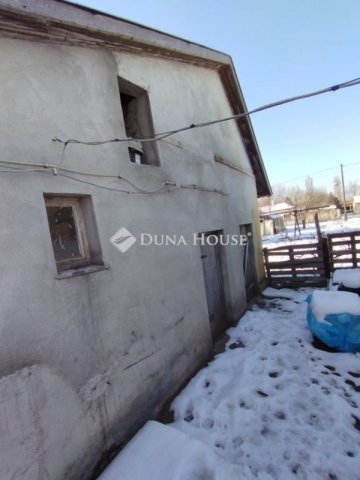 Eladó családi ház, Ásotthalmán 46.5 M Ft, 2 szobás