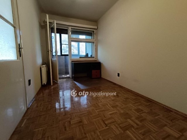 Eladó téglalakás, Budapesten, XI. kerületben 82.5 M Ft