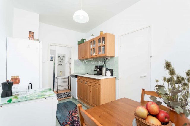 Eladó téglalakás, Mosonmagyaróváron 42.9 M Ft, 3 szobás