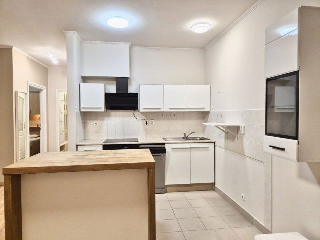 Kiadó téglalakás, albérlet, XIV. kerületben, Amerikai úton