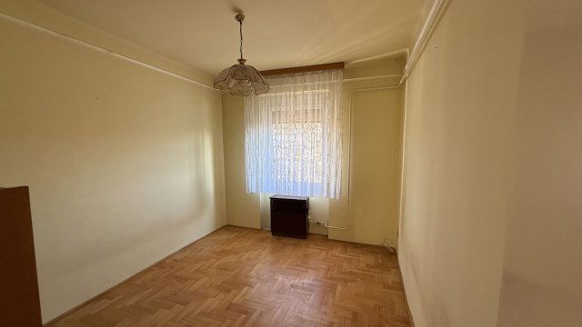 Eladó téglalakás, Budapesten, XV. kerületben 65 M Ft, 2 szobás