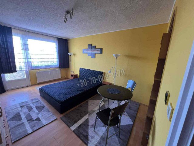 Kiadó panellakás, albérlet, Balassagyarmaton 150 E Ft / hó