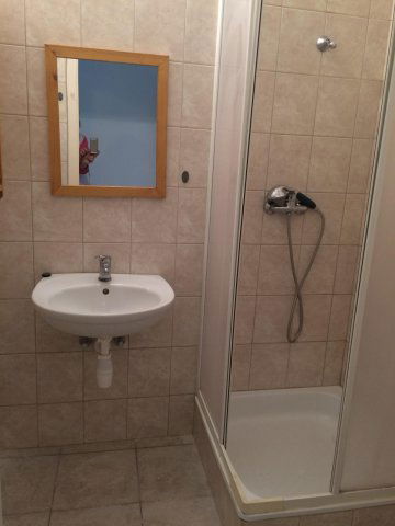 Kiadó téglalakás, albérlet, Pécsett 135 E Ft / hó, 2 szobás