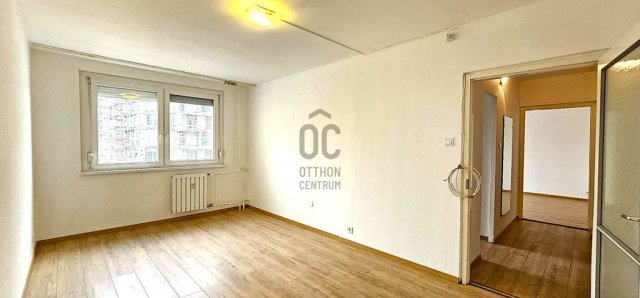 Eladó panellakás, Budapesten, III. kerületben 69.99 M Ft