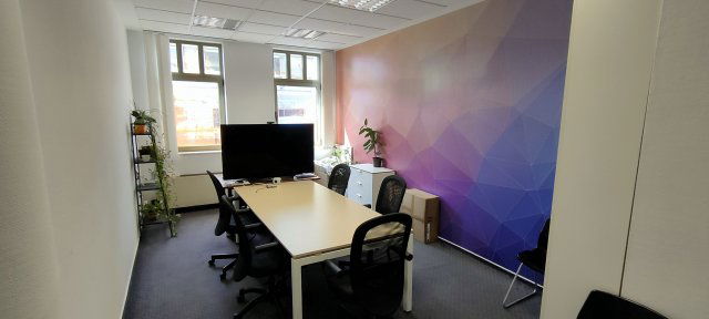 Kiadó iroda, Székesfehérvárott 200 E Ft / hó, 2 szobás