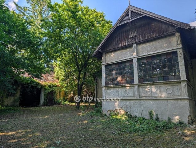 Eladó családi ház, Balatonhenyén 120 M Ft, 4 szobás