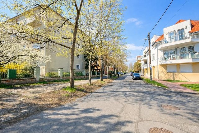 Eladó téglalakás, Budapesten, IV. kerületben, Széchenyi téren