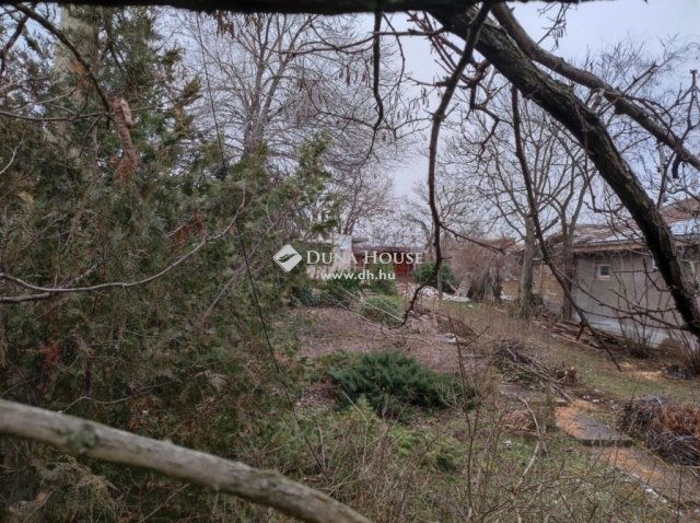 Eladó telek, Budapesten, XVIII. kerületben 49.9 M Ft