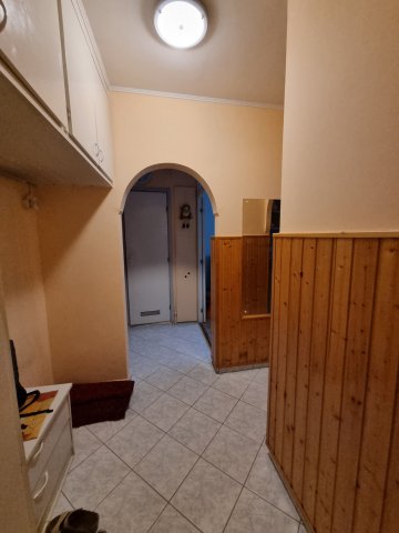 Kiadó panellakás, albérlet, Pécsett, János utcában, 2 szobás