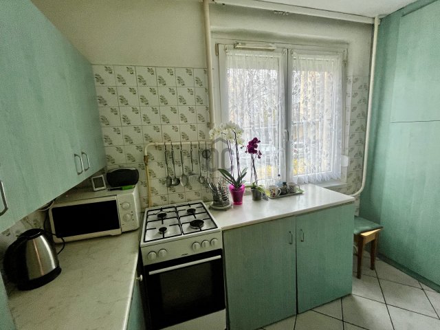 Eladó panellakás, Budapesten, X. kerületben 65.5 M Ft, 3 szobás