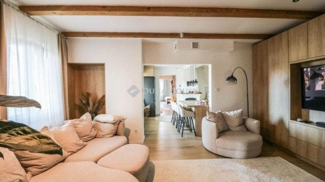 Eladó családi ház, Bogádon 145 M Ft, 4 szobás