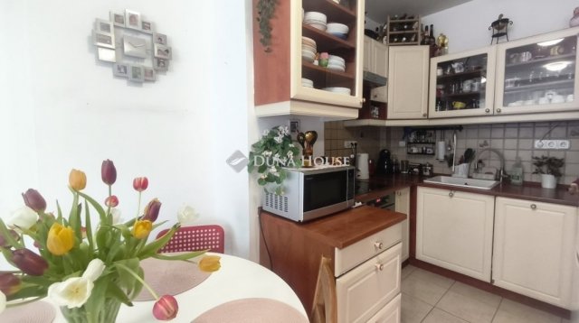 Eladó téglalakás, Budapesten, XIV. kerületben 97 M Ft