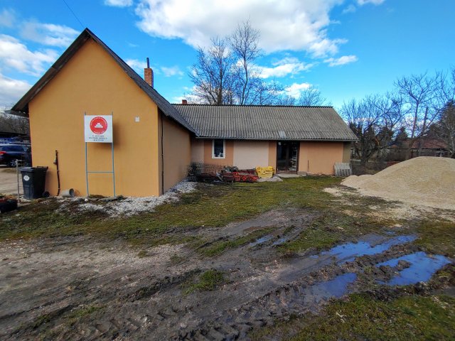 Eladó üzlethelyiség, Gyarmaton 35.99 M Ft / költözzbe.hu