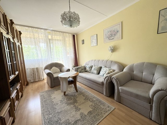 Eladó panellakás, Pécsett, Németh László utcában 49.9 M Ft