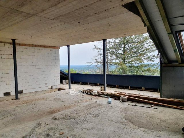 Eladó ikerház, Szentendrén 359 M Ft, 5 szobás