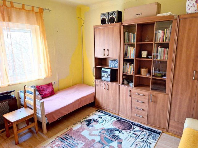 Eladó téglalakás, Budapesten, XV. kerületben 49 M Ft, 3 szobás