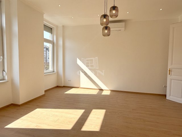 Eladó téglalakás, Budapesten, VIII. kerületben 79.9 M Ft