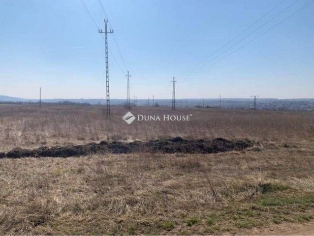 Eladó telek, Bicskén 200 M Ft / költözzbe.hu