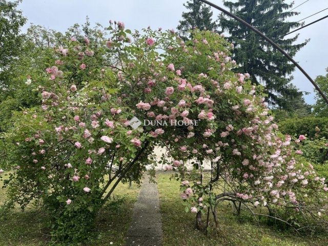 Eladó telek, Budapesten, III. kerületben 265 M Ft