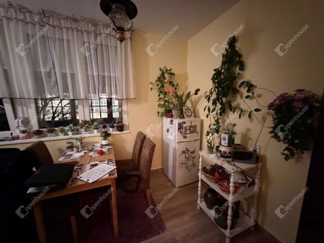 Eladó téglalakás, Zalaegerszegen 38.9 M Ft, 2 szobás