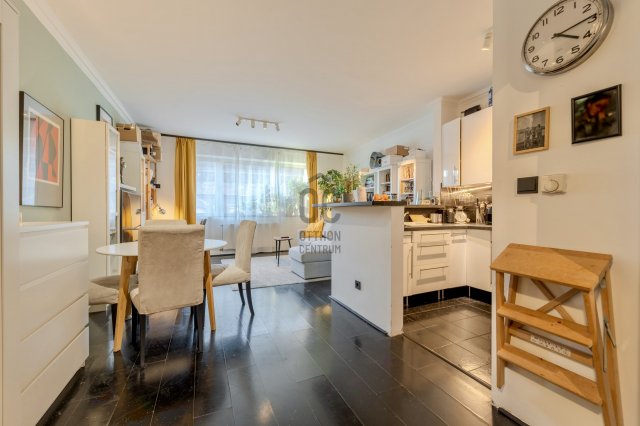 Eladó téglalakás, Budapesten, VI. kerületben, Dessewffy utcában