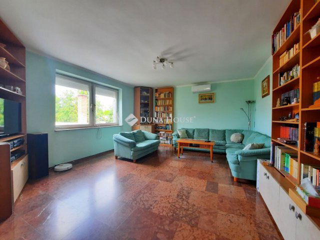 Eladó családi ház, Újhartyánon 94.999 M Ft, 5 szobás