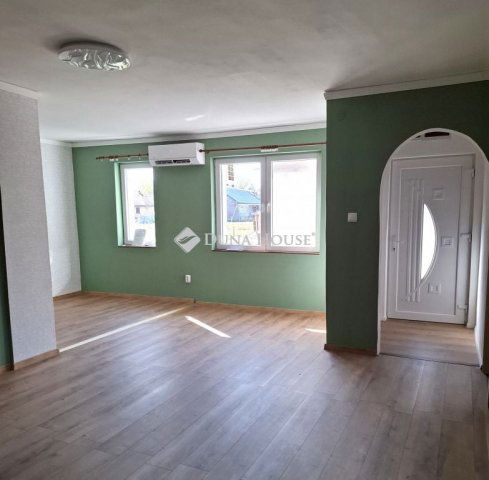 Eladó családi ház, Újszilváson, Iskola utcában 25.9 M Ft