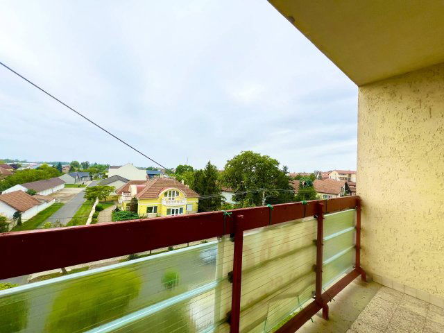 Eladó téglalakás, Mezőberényben 22.5 M Ft, 2 szobás
