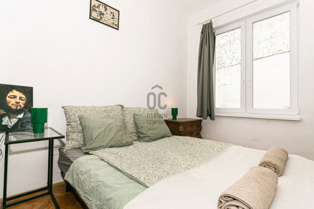 Eladó téglalakás, Budapesten, VII. kerületben 43.9 M Ft