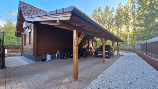 Eladó családi ház, Csemőn 79.8 M Ft, 2 szobás