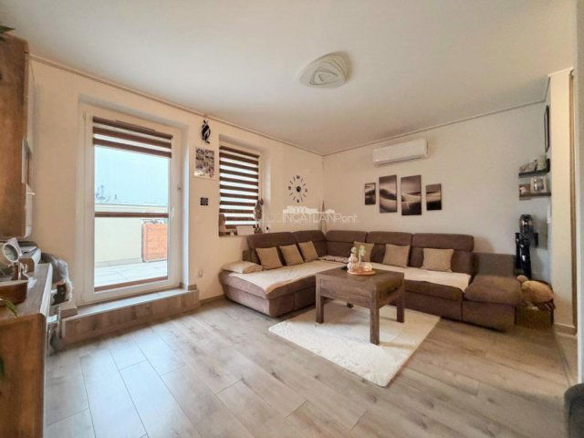 Eladó téglalakás, Szombathelyen 74.99 M Ft, 3 szobás