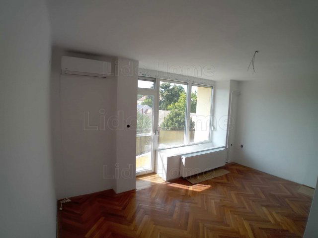 Eladó téglalakás, Keszthelyen 79.9 M Ft, 2 szobás