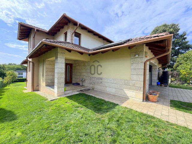 Eladó családi ház, Gödöllőn, Ottlik Géza utcában 299 M Ft